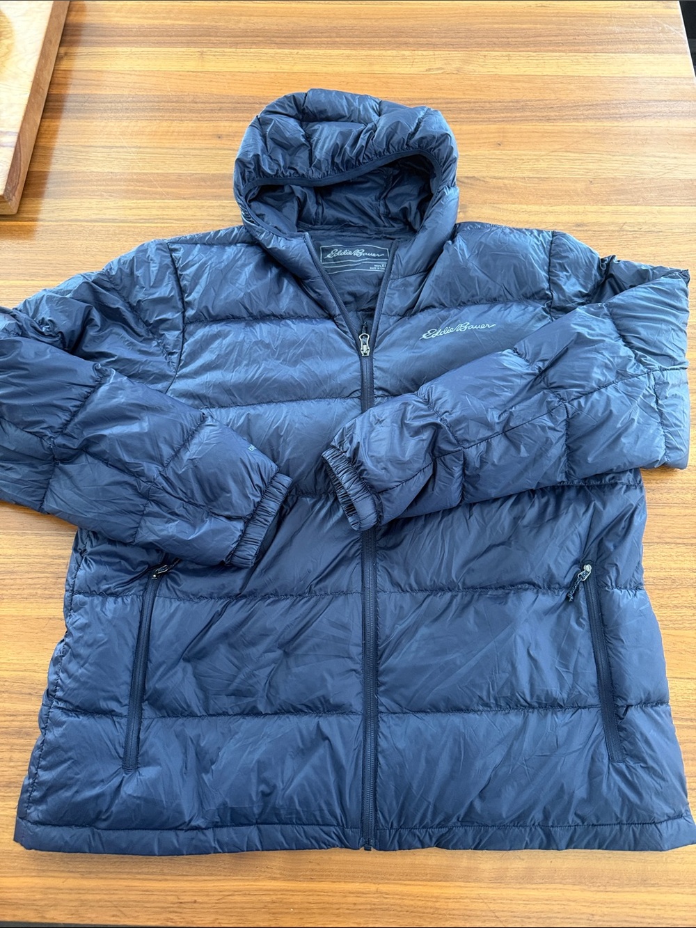 Eddie Bauer Men's Wide Channel Hooded Down Jacket sz XL